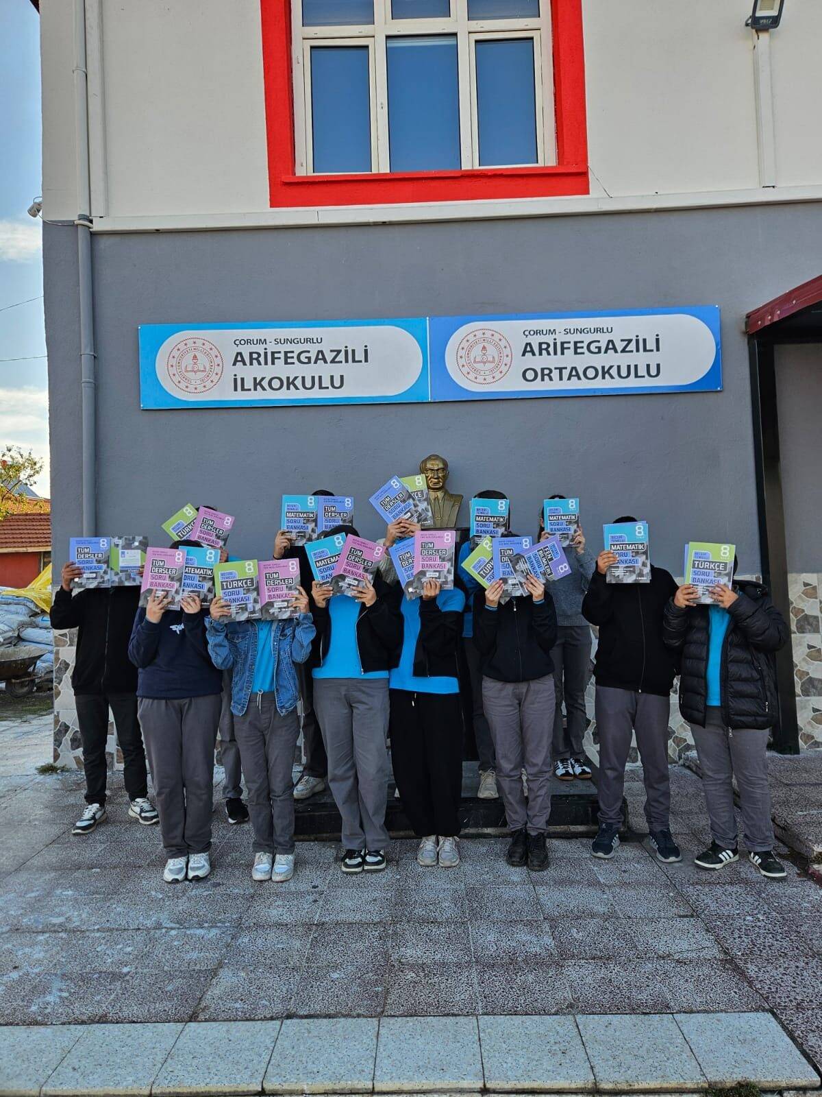 2026 Yılı Çorum Sungurlu Arifegazili Ortaokulu Öğrencilerine Yardımcı Kaynak Kitap Desteği
